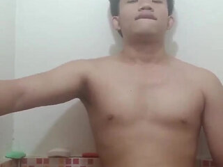 Hot Pinoy Twink Masturbation Under the Shower