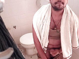 Hot bath with Ismaatdeva