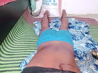 qHot Sexy village wife ko Tel Lagga Kar Chudai video