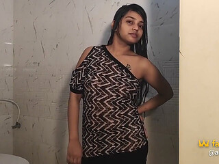 Alia Advani Natural Tits Girls Secret Shower Escape