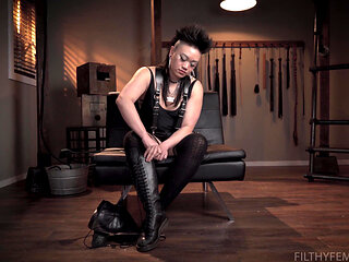 Mayhem's Filthy Little Foot Worm Featuring Mayhem