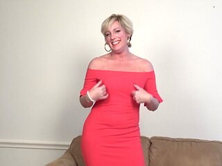 Blonde Diamond wanks her wet slit in a barely there thong