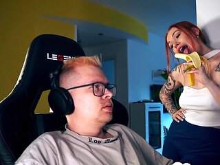 Distracting his gaming with a good blowjob