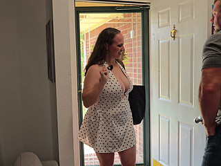 Door2door Hotwife Gets Seduced and Creampied by Muscular Bull!