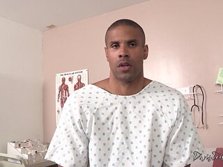 Dana Vespoli enjoys while pleasuring her horny patient - HD