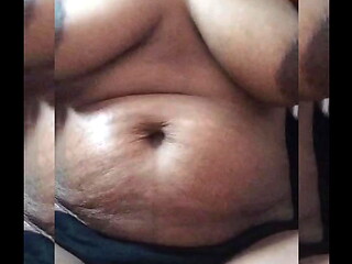 Desi wife showing boob