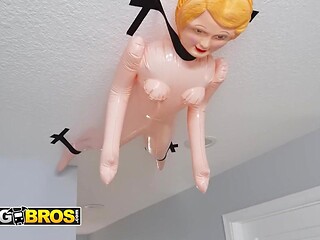 Christmas Threesome: Big Cock & Dirty Talk
