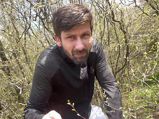 Outdoor MILF Anal Part 2