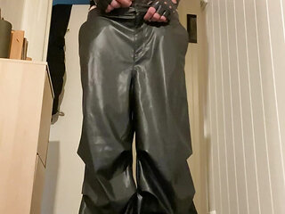 So horny in my baggy pants