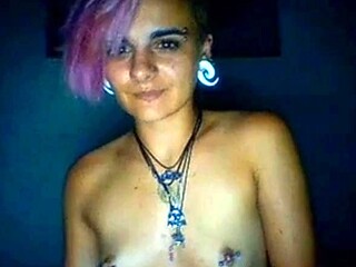 Hot Romanian-Italian Webcam Girl