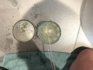 Piss and cum play!