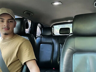 Sexy Uber driver enjoys enthusiastic ride after great service