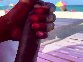 Gay muscley hunk solo shuffle