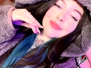 Brunette Couch Webcam Solo Fun Masturbating