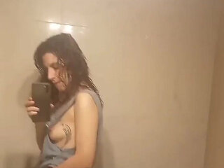 Helloooooooo Hello Everyone, Finally Back, I Came Back to Stay