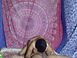 Delhi wali bhabhi ko kiya chudai boyfriend ne