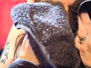 Putting up Her Tree Sky High Makes U Cum Hard in Her Eye What a Nice Guy