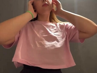 Extreme fucking in the changing room
