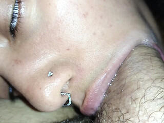 Amateur girlfriend gives the best deepthroat blowjob