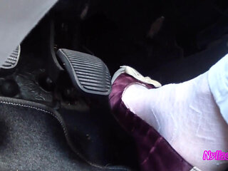 Nyllady Driving in Flats and Changes Her Hosed Feet in Sandals