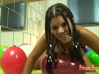 Blowjob,pussy fuck in the room full of balloons