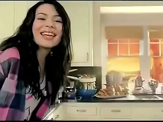 Miranda Cosgrove - Raining Sunshine