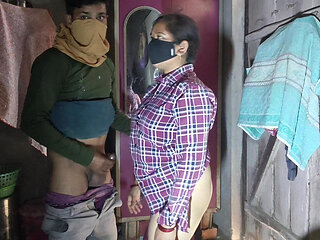 Dewar took off the jeans and made a lot of chadai