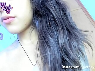 Petite Latina Salmakia teases on webcam