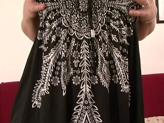 Milf Maxia Has Her Vagina Stretched By A Big Black Dick