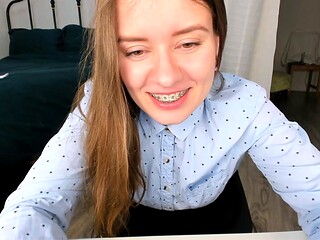 Brunette Solo Webcam Masturbation