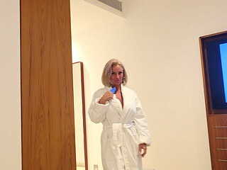 Married Man Empty Room and Me Best Spa Day Ever