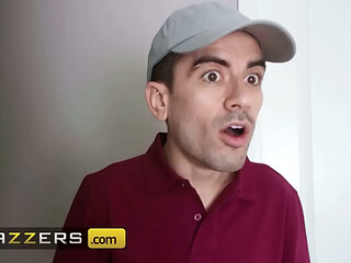 Bathtub Cock Delivery? What A Time To Be Alive! Alanna Pow / Brazzers/ Enter XVPROMO on official site for discount