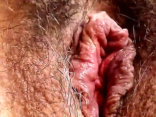 Extreme Closeup Wet Pussy Throbbing