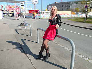 GERMAN MILF in DIRNDL  Outdoor AO in ALL HOLES fucked + MEGA FACIAL