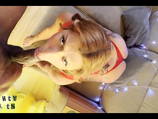 A Big Surprise: Black Big Cock as a Gift for Tranny Ass