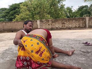 A Beautiful Indian Bengali Bhabhi Amazing Sex on the Roof Over