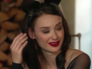 Sally, 36, goes through an unknown box for her! - Jacquie et Michel TV