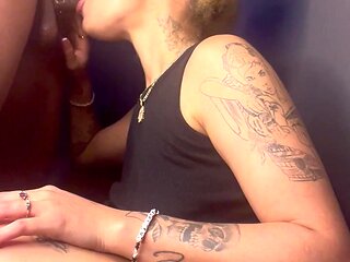 Honeymarie Pretty face grubby jaws