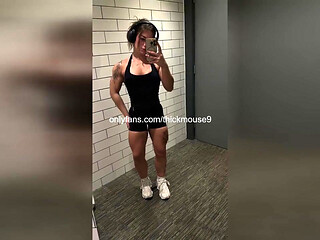 Public Bikini Bottom Fail for 18-year-old