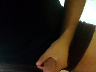 Desi hindi hot sexy boy masturbation in solo