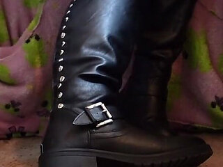 Leather Boots & Sweaty Feet