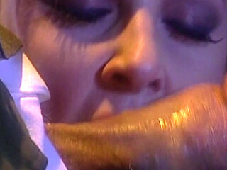 Gallery OSin - Nude Model Experience