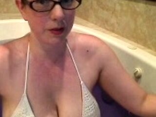 Big boobs milf masturbating
