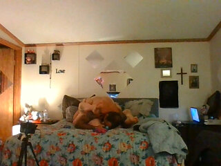 Satin Lady Gets Her Pussy Waxed