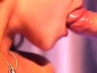 Gauge: a Porn Queen Fucked by a Big Cock