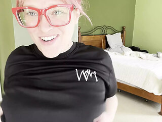 Gorgeous BBW Strips Naked and Jiggles Her Fat Ass Before Counting You Down to Cum