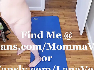Hot milf BBW shows off her big natural tits in naked yoga