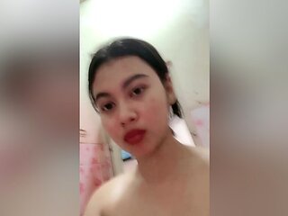 Awek Melayu In Teen 18+ Shower Ends Masturbating