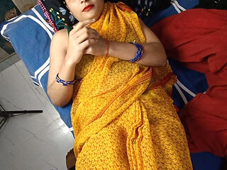 Left the Beautiful Bhabhi with Young Pussy in Her Room When Her Husband Went Out.