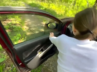 Whore moans hard from orgasm in the car